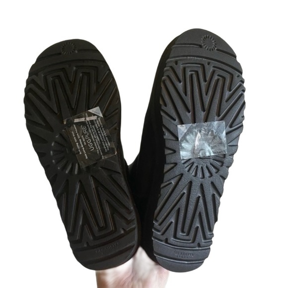 UGG Keely Boots Black NWOB - Picture 7 of 9